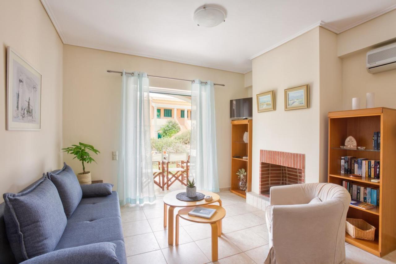 Dimeli Junior Apartment At The Beach Barbati Exteriér fotografie